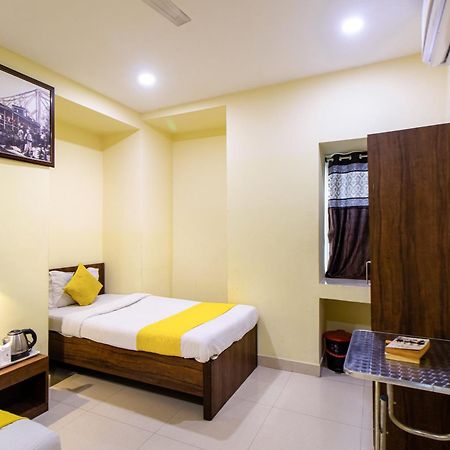 Hotel Park Central Kolkata Ngoại thất bức ảnh
