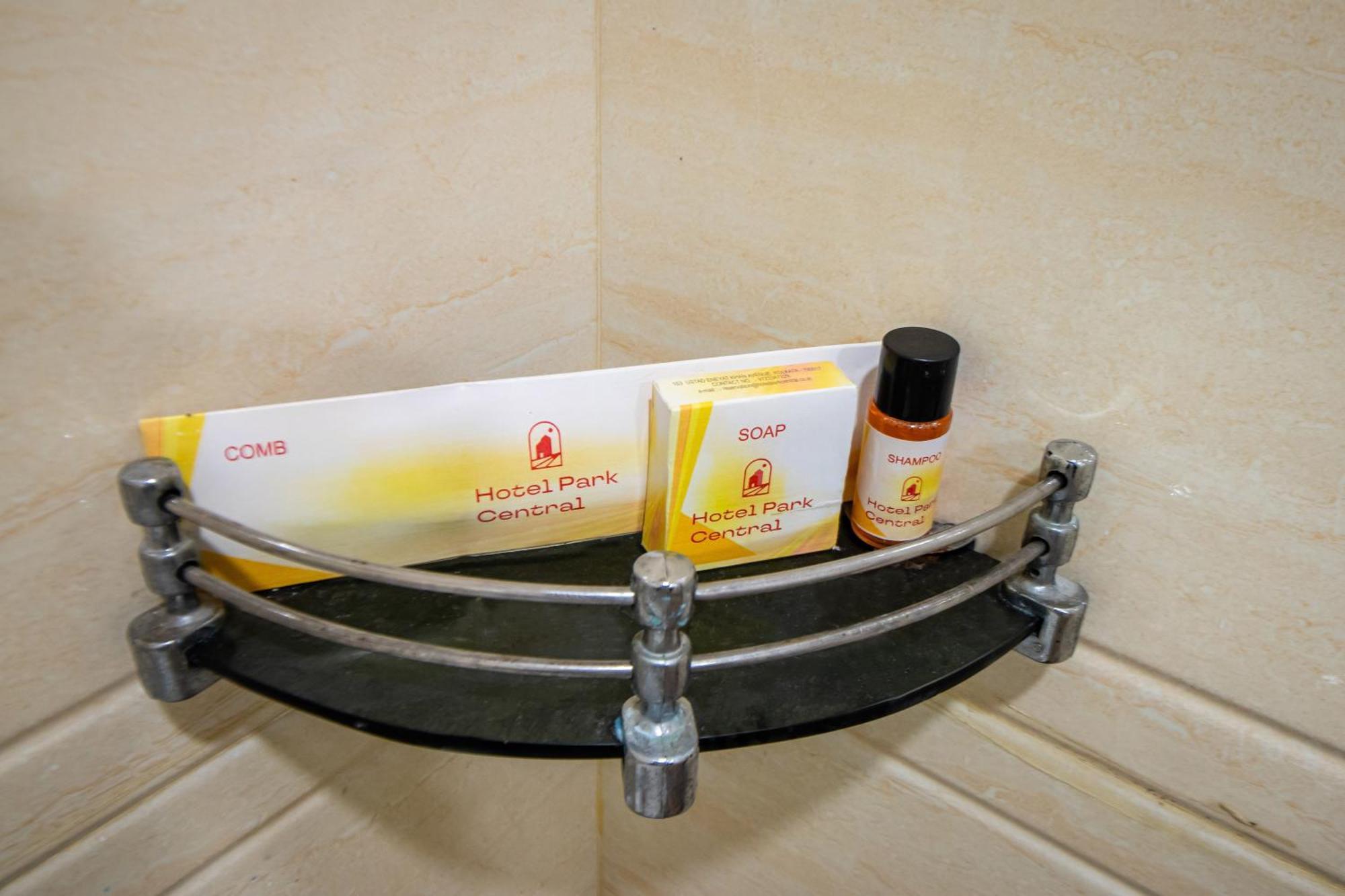 Hotel Park Central Kolkata Ngoại thất bức ảnh